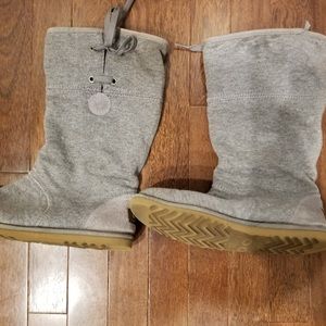 Ladies Gray Ugg Boots in a 8